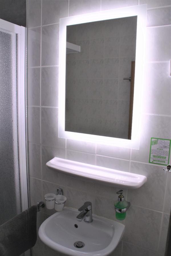 Hotel Waldschloesschen Dankmarshausen Luaran gambar